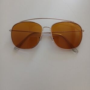 Stylish Gold Aviator Sunglasses